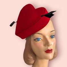 Valentina - Retro Valentine's Heart Shaped Pillbox Hat with Feather Cupid's Arrow Vday Shoot, Vintage Cupid, Hat With Feather, Heart Costume, Cupids Arrow, Black Hearts, Wedding Fascinators, Retro Valentines, Pillbox Hat