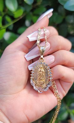 Quinceanera Jewelry, Dope Jewelry Accessories, Mary Necklace, Virgin Mary Necklace, Pretty Jewelry Necklaces, Wrist Jewelry, Mexican Jewelry, The Virgin Mary, Jewelry Accessories Ideas