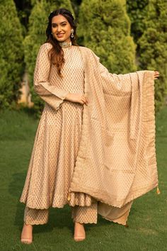 Ivory vegan silk anarkali featuring a round neckline, bell sleeves, and a front concealed placket. Paired with a woven straight pant and a dupatta with scalloped cut work borders., Fit: Relaxed Silk Anarkali, Women Kurta, Zari Work, Cut Work, Color Ivory, Straight Pants, Set For Women, Aza Fashion, Anarkali