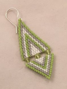 Chevron Triangle Delica Beaded Earrings in Green, Gray and White Double Brick Stitch, Delica Beaded Earrings, Seed Bead Jewelry Patterns, Chevron Earrings, Brick Stitch Earrings, Spring Wreaths, Bronze Jewelry, Chevron Design, Beaded Jewelry Patterns