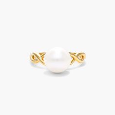 This classy ring features a loosely twisted gold rope and a 9mm freshwater cultured pearl. Classy Ring, Rings Pearl, Classy Necklace, Pearl Rings, Gold Pearl Ring, Twist Ring, Diamond Settings, Engagement Ring Styles, Fancy Color Diamonds