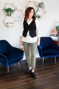 5 Ways to Wear a Vest (aka Waistcoat) - StyleDahlia Button Up Vest Outfit, White Button Up Shirt, Vest Outfit