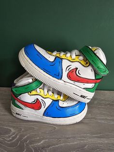 Custom design hand painted Nike Air Force Ones Custom Air Force 1 Diy, Painted Nike Air Force, Painted Nikes, Basket Nike, Nike Air Force One, Painted Sneakers, Custom Air Force 1, Baskets Nike, Custom Fans