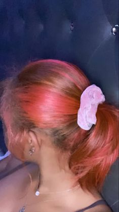 Pink And Blonde Skunk Stripe, Pink And Brown Hair Black Women, Honey Blonde And Pink Hair, Brown Hair With Pink Highlights, Curly Hair Advice, Brown And Pink Hair, Pink Blonde Hair, Pink Hair Dye