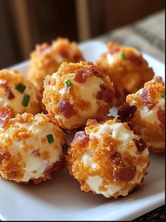 Health meal, low carbs meals, keto meal Mini Cheese Balls Recipe, Mini Cheese Balls, Cheddar Cheese Ball, Best Party Appetizers, Potato Fritters, Baked Peach, Cheese Ball Recipes, Party Appetizers, Cheese Balls