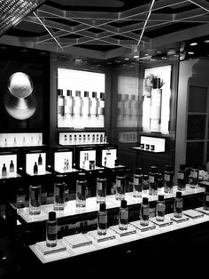 Mens Cosmetics, Optical Shop, Photo Wall, Fragrance