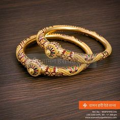 #Traditionally #Stylish #Gold #Goth that you will love to wear. Explore more here : http://bit.ly/1lTvaR5 #jewellerycollection #Indianjewellery #jewellerylove #goldbangles #traditionaljewellery #goldjewellery #ethnic #stylestatement Gold Bengals, Bangel Design, Gold Goth, Plain Gold Bangles, Kada Bangles, Unique Gold Jewelry Designs, Gold Bangles For Women, Gold Jewelry Outfits, Antique Gold Jewelry Indian