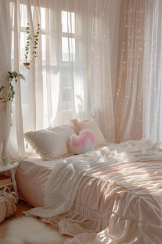 35 Youthful and Cozy Soft Girl Aesthetic Decor Ideas Softness Aesthetic, Aesthetic Decor Ideas, Feminine Space, Soft Room, Soft Girl Style, Aesthetic Decor, Dream Style