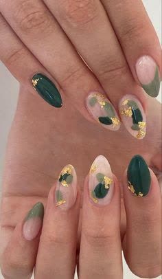 Smink Inspiration, Foil Nails, Nail Polishes, Gold Nails, Perfect Nails, Green Nails, Nail Art Design