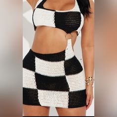 Super Cute Black And White Crochet Mini Dress Nwt Blck Crochet Dress, Crochet Candy Corn Dress, Crochet Winter Coat, Crochet Dress Easy, Crochet Mini Dress Pattern, Crochet Cute Clothes, Crochet Swimwear Pattern Free, Crocheting Outfits, Crochet Swimwear Pattern