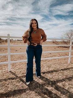 Western Chic Outfits Plus Size, Plus Size Western Outfits Cowgirls Curvy Fashion, Country Western Outfits Curvy, Curvy Western Fashion, Western Style Outfits Plus Size, Plus Size Nfr Outfits For Vegas, Plus Size Western Photoshoot, Punchy Western Outfits Plus Size, Western Business Casual Plus Size