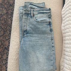 New Without Tags. Size 6, These Are Extra High Rise Sky High Straight Leg Jeans. Old Navy Jeans, Navy Jeans, Jeans Color, Sky High, High Jeans, Colored Jeans, Straight Leg Jeans, Leg Jeans, Old Navy