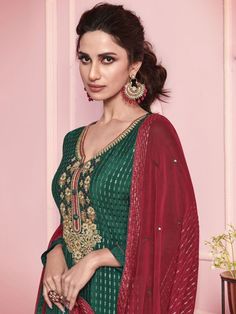 Buy pretty green georgette partywear embroidered straight cut suit online at best price. This stunning aline straight cut suit comes with a georgette straight kurta with santoon bottom and georgette dupatta. Green Kameez, Black Indian Dress, Black Pakistani Dress, Anarkali Suits Bollywood, Georgette Material, Straight Cut Pants, Georgette Dupatta, Salwar Dress, Dress Salwar Kameez