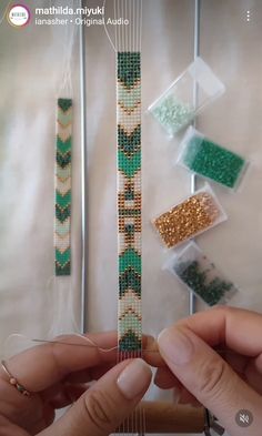 someone is making beaded bracelets with different colors and designs on the outside of them