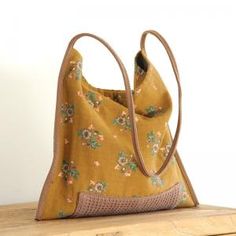 Folk Pattern Cotton Bag Ethnic Shoulder Bag in Blue - Morimiss.com Trendy Luggage, Iphone Purse, Flowers Dark, Fleur Orange, Bags Online Shopping, Patchwork Bags, Dark Orange, Black Flowers, Orange Bag