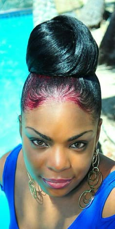 Low Donut Bun Hairstyles Black Women, Black Hairstyles Ponytail Updo, Updos For African American Women, Bun For Black Women Updos, Black Hair Updo Hairstyles Up Dos, Bun Weave Hairstyles, Iphone Wallpaper Women, Black Hair Updo Hairstyles Classy, Bun Styles For Black Women