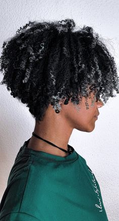 Afro Undercut Women, Afro Shapes For Women, Yea Hairstyles, Messy Afro, Small Afro, Natural Hair Bob, Curly Cut, Tapered Natural Hair, Natural Hair Cuts