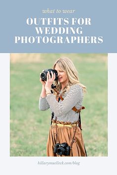 a woman taking pictures with her camera and text that reads, what to wear outfits for wedding photographers