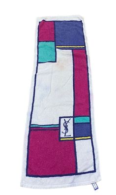 Détails de l'article Marque : Yves Saint Laurent Taille : 13,5 pouces x 40 pouces Condition : Bon (consultez attentivement les détails) Fabriqué au Japon Veuillez vous référer à nos politiques avant d'acheter. Merci. Vintage Yves Saint Laurent, Bath Towels, Yves Saint Laurent, Saint Laurent, France