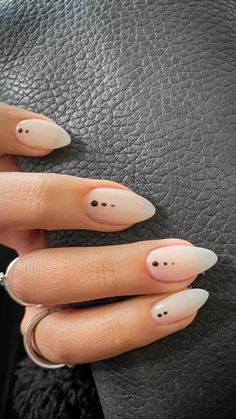 Trendy French Almond Nails, Almost Shape Nail Designs, Short Almond Nails Boho, Minimalist Line Nail Art, Gold Dot Nails, Neutral Nail Designs Almond, Witchy Manicure, Nude And Black Nail Designs, Elegant Simple Nails