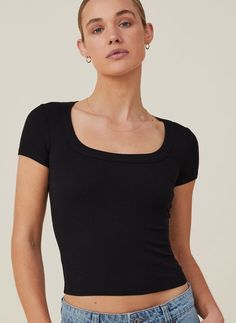 Chic Solid Color Tops With Scoop Back, Chic Solid Tops With Scoop Back, Trendy Top With Ribbed Scoop Neckline, Casual Fitted Top With Wide Neckline, Black Scoop Back Top For Everyday, Casual Ribbed Tops With Scoop Back, Fitted Ribbed Scoop Neck Top, Black Square Neck Seamless Tops, Basic Tops With Ribbed Scoop Neckline