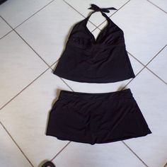 Nwot. Ties At Neck And At The Back. Fitted Black Sports Tankini, Black Stretch Sporty Tankini, Black Fitted Sporty Tankini, Sporty Fitted Black Tankini, Casual Black Sports Tankini, Black Stretch Casual Tankini, Casual Black Stretch Tankini, Halter Tops, Halter Top