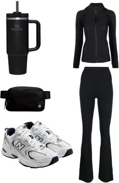 goth girl workout inspo outfit ideas | #workout #gymlife #darkcoquette #darkaesthetic #goth #gothic Black And White Workout Outfit, Clean Girl Goth Aesthetic, Black Sporty Outfit, Goth Fitness Outfit, Goth Running Outfit, Goth Fitness Aesthetic, Athletic Goth, Goth Workout Aesthetic, Goth Fitness