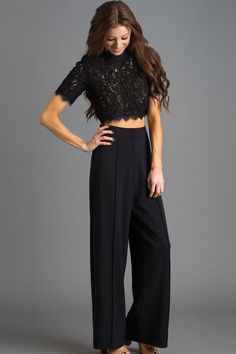 Head to Toe Black Outfits for Women, Chic Holiday Outfit Ideas Tops For Black Skirt, Black Top And Pants Outfit, Pant And Crop Top Outfit, Skirt With Top Outfit, Black Plazo Outfit, Black Palazzo Outfit, Cocktail Pants Outfit Classy, Pant And Top Outfit, Lace Tops Outfit