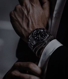 Guy Aesthetic, Black Suit Men, Gentleman Aesthetic, Cora Reilly, Dark Romance Books, On Writing, Suit Men, Hand Watch