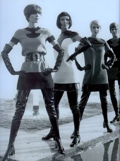 PIERRE CARDIN 60's Futuristic Ready-to-wear 1968. Mini's & tunics with thigh-high boots.  From Pierre Cardin 50 Years of Fashion & Design. (minkshmink) Vintage Space Age Fashion, 80s Futurism Fashion, 60s Futurism Fashion, Retrofuturism Aestethic Fashion, Atompunk Fashion, 1970s Futurism, 1960s Futurism