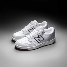 Mens Clean Casual Outfits, Everyday Mens Shoes, Shoes For Guys Sneakers, Snikers Shoes Men, Men’s Sneakers, Nb Sneakers, Best Sandals For Men, New Balance 480, White Shoes Men