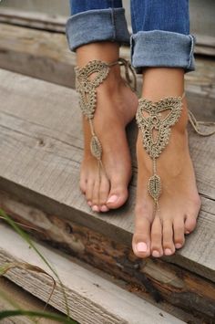 Wandering the Good : Photo Foot Jewelry Wedding, Crochet Barefoot Sandals, Boot Cuff, Barefoot Sandal, Nude Shoes, Macrame Bracelet, Foot Jewelry