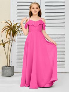 This refined chiffon junior bridesmaid dress features a glamorous wavy neckline. Its distinctly elegant design combined with quality craftsmanship make it the perfect choice for special events. Papaya Bridesmaid Dresses, Moss Bridesmaid Dress, Orchid Bridesmaid Dresses, Dark Green Bridesmaid Dress, Junior Dress, Emerald Bridesmaid Dresses, White Wisteria, Junior Bridesmaid Dress, Green Bridesmaid Dresses