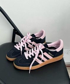 #adidasshoeswomen  #adidas  #navy  #pink Adidas Samba 00s, Adidas Shoes Sambas, Navy And Pink Adidas, Love Shack Fancy Sambas, Adidas Sambas Pink, Black And Pink Adidas, Adidas Sambas Aesthetic, Pink Samba Adidas, Cute Sambas