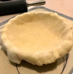 Basic Pie Dough Recipe for 1 or 2 Crust Pie - Cookie Madness Pie Crust In Food Processor, Tenderflake Pie Crust Recipe, Basic Pie Crust Recipe, Fig Pie, Maple Pie, Basic Pie Crust, Rhubarb Custard Pies, Cake Decorating Tips And Tricks