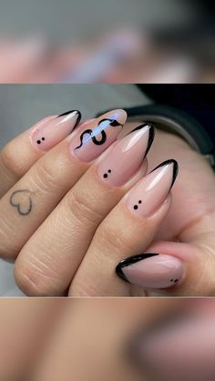 Black nail details | Grunge nails, Goth nails, Anime nails Witch Nails, Black Nail Designs, Dream Nails