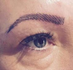 Viral photos highlight the risks of going to a REALLY bad eyebrow salon How To Do Brows, Straight Brows, Instagram Brows, Brow Tutorial, Filling In Eyebrows