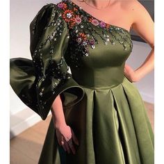 Prom Dresses Flowers, Green Prom Dresses Long, Prom Dresses One Shoulder, Green Prom Dress Long, Dresses Flowers, Green Prom Dresses, Flower Prom Dress, Long Green Dress, One Shoulder Prom Dress