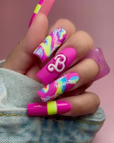 Barbie Acrylic Nails, Pink Bling Nails, Cute Nail Art Designs, Polygel Nails, Glow Nails, Hello Kitty Nails, Stamping Nail Art