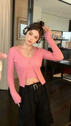 Pink Bday, Korean Outfits, Casual Style Outfits, Style Outfits, Outfits Ideas, Jacket Outfits, Easy Hairstyles, Casual Women