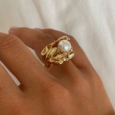 Pearl House, Shell Ring, Stainless Steel Ring, Jewelry Inspo, Stainless Steel Rings, Steel Ring, Gold Design, Custom Jewelry, Freshwater Pearls