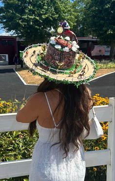 Kids Derby Hat, How To Decorate Kentucky Derby Hat, Diy Derby Hats For Women, Diy Kentucky Derby Hat Ideas, Crazy Hat Day Ideas For Adults, Kentucky Derby Hats Diy Funny, Diy Derby Fascinator