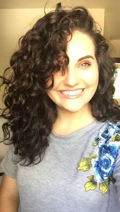 Curly Hair Women, Hair Women, Curly Hair Routine, Hair Routine, Curly Hair Care, Curly Hair Tips, Hair Routines