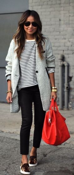 40 Edgy and Chic Outfits For Women fashion style stylish girl fashion womens fashion fashion outfits Outfits Juvenil, Casual Chic Outfits, Chique Outfits, Winter Work, Red Bag, Bohol, Combat Boot, Outfit Trends, Looks Chic