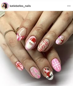 Funky Holiday Nails, Quirky Christmas Nails, Pink Retro Christmas Nails, Funky Christmas Nails Design, Christmas Skittle Nails, Funky Christmas Nails, 2024 Nails, Nagel Tips