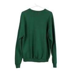 Description:Vintage green Lee sweatshirt, fits large.GENDER: womens CONDITION: very good.STYLE: sweatshirtERA: 1990sCOLOUR: greenFABRIC: cotton Sweatshirt Fits, Athletic Sweatshirts, University Sweatshirts, Good Style, Wholesale Shoes, Russell Athletic, Denim Jean Jacket, Embroidered Sweatshirts, Green Cotton