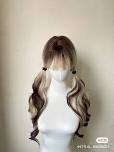 Brown And White Hair, Beige Hair, Hair Styles Ideas, Haircuts Straight Hair, Hair Styler, Chic Hairstyles, Styles Ideas