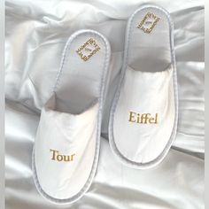 Tour Eiffel (Eiffel Towel) Slippers Hotel Slippers, Hotel Style, Tour Eiffel, Color White, Slippers, Skin Care, Packaging, Hotel, Women Shoes