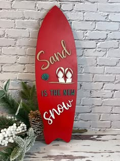 Beach Christmas Decor - Sand is the New Snow Tropical Christmas Decorations, Beachy Christmas Decor, Beach Christmas Decor, Gone To The Beach, Beach Christmas Decorations, The Beach Is Calling, Beach Is Calling, Aussie Christmas, Florida Christmas