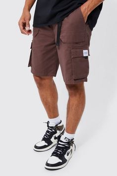 If it's comfort that you're looking for in men's holiday fashion, pick a pair of shorts. You haven't been skipping leg day, have you? No, we know you wouldn't. All the better as you'll want to sport some of our stylish denim shorts, chino shorts, jersey shorts or cargo shorts. If you're looking for new outfit ideas for this summer, consider pairing a horizontal striped t-shirt with jean shorts, or opt for a printed shirt and chino shorts for a smarter combo. Round off with a pair of sliders or loafers, for extra style points.Style: Cargo ShortsDesign: PlainFabric: CottonDetail: Woven TabLength: Mid Khaki Cargo Shorts, Suits Prom, Going Out Trousers, Going Out Shirts, Gym Hoodie, Cargo Short, Tall Pants, Lunch Date, Blazer Shirt